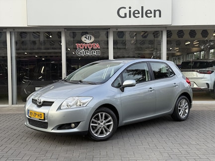 Toyota Auris 0