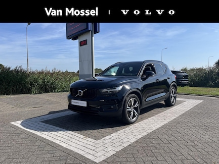 Volvo XC40 0
