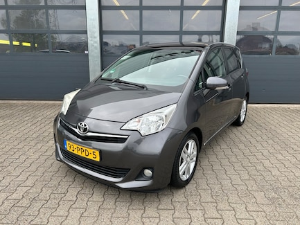 Toyota Verso-S 0