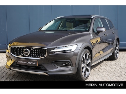 Volvo V60 Cross Country 0