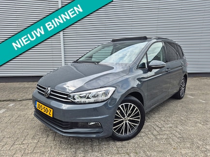 Volkswagen Touran 0