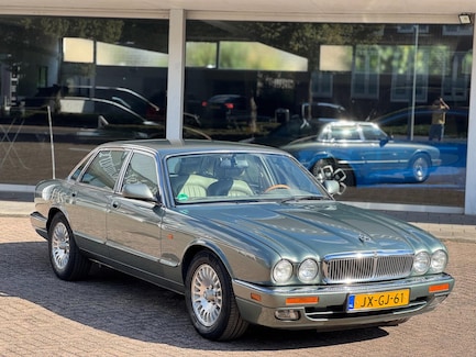 Jaguar Sovereign 0