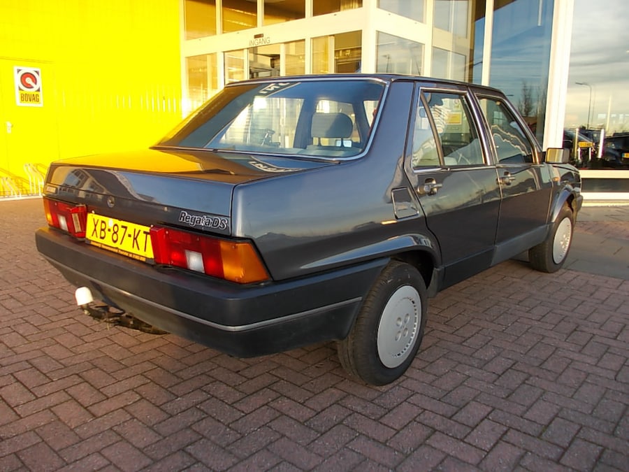 0-793f19d0d3d1bc9abb97e4e6d43299bb.jpg