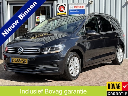 Volkswagen Touran 0