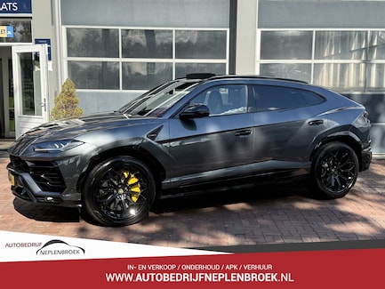 Lamborghini Urus 0