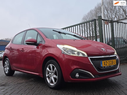 Peugeot 208 0