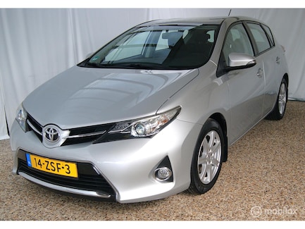 Toyota Auris 0