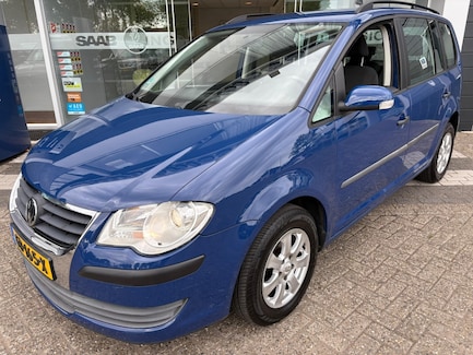 Volkswagen Touran 0