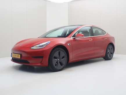 Tesla Model 3 0