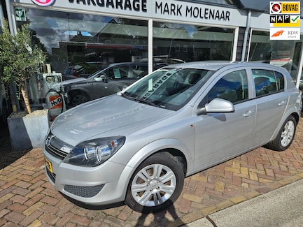Opel Astra 0