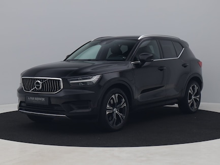 Volvo XC40 0