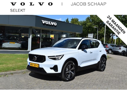 Volvo XC40 0
