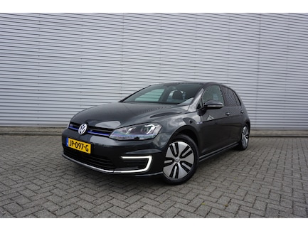 Volkswagen Golf 0