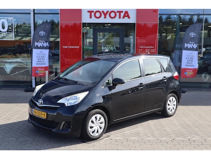 Toyota Verso-S 0