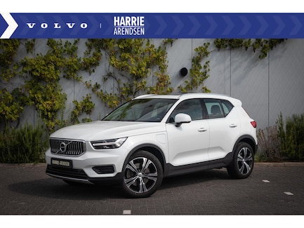 Volvo XC40 0