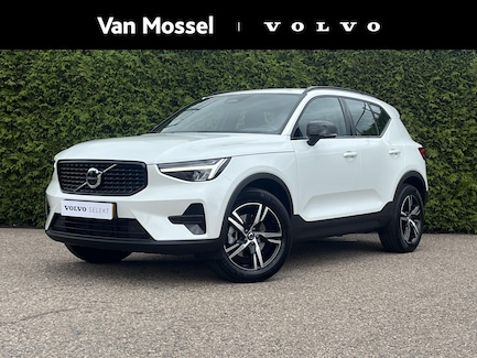 Volvo XC40 0