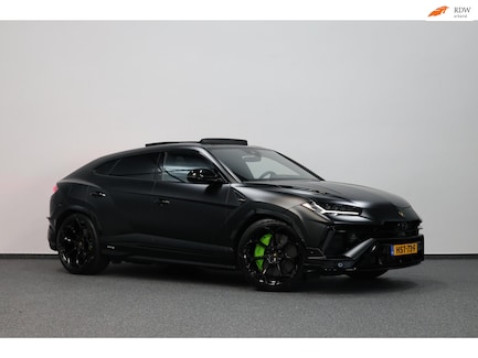 Lamborghini Urus 0