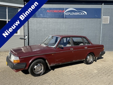 Volvo 200-Serie 0