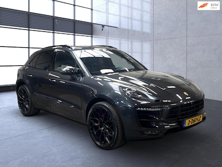 Porsche Macan 0