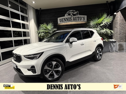 Volvo XC40 0