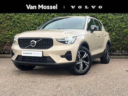 Volvo XC40 0