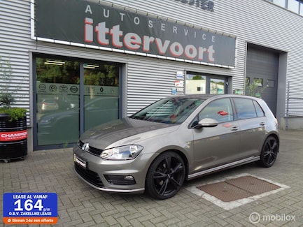 Volkswagen Golf 0