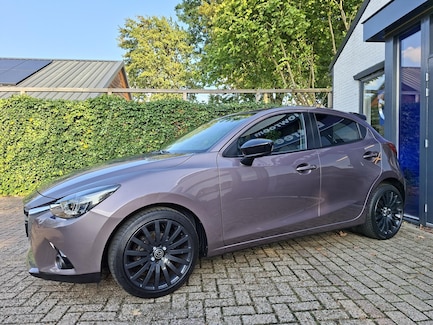 Mazda 2 0