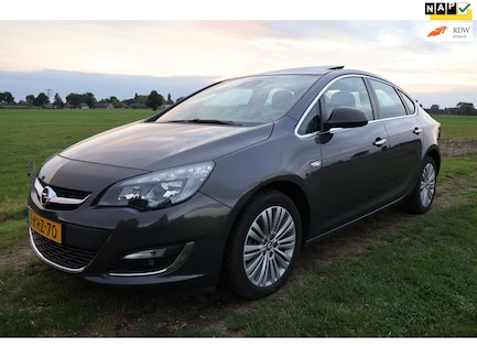 Opel Astra 0