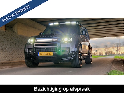 Land Rover Defender 0