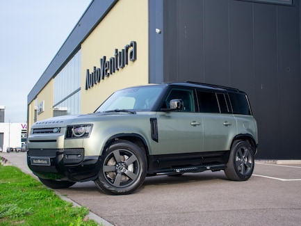 Land Rover Defender 0