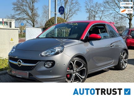 Opel Adam 0