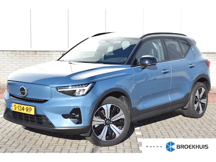 Volvo XC40 0