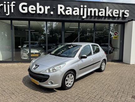 Peugeot 206+ 0