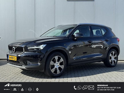 Volvo XC40 0
