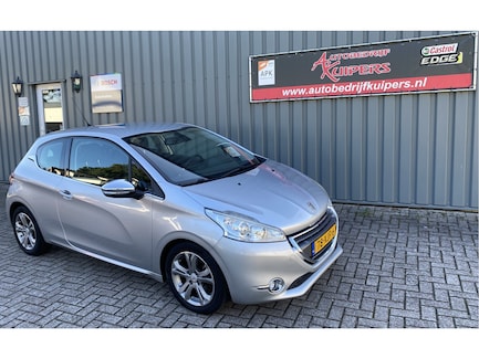 Peugeot 208 0