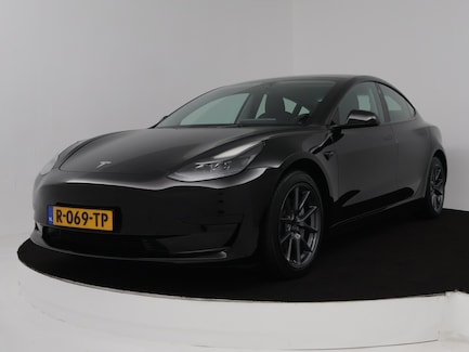 Tesla Model 3 0