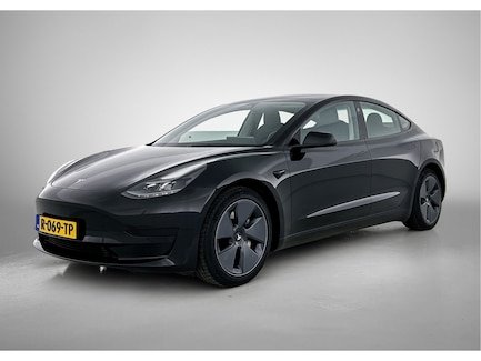Tesla Model 3 0