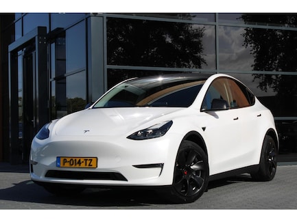 Tesla Model Y 0