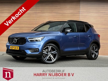 Volvo XC40 0