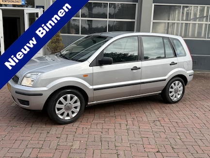 Ford Fusion 0