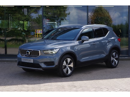 Volvo XC40 0