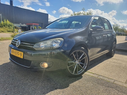 Volkswagen Golf 0