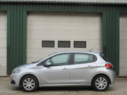 Peugeot 208 0