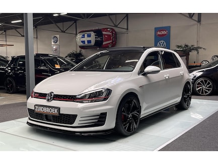 Volkswagen Golf 0
