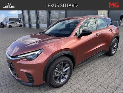 Lexus LBX 0