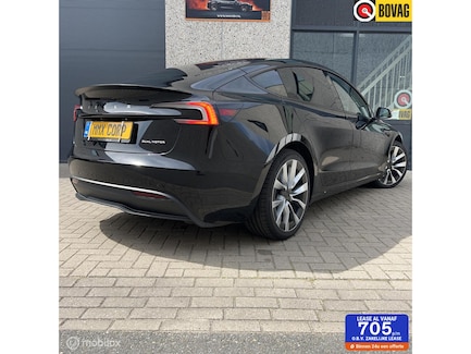 Tesla Model 3 0