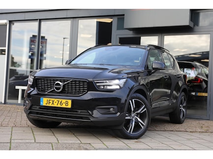 Volvo XC40 0