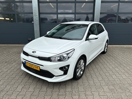 Kia Rio 0