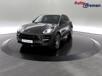 Porsche Macan 0
