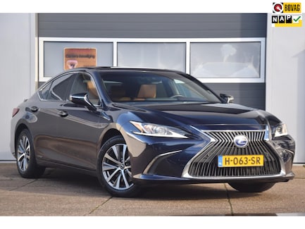 Lexus ES 0